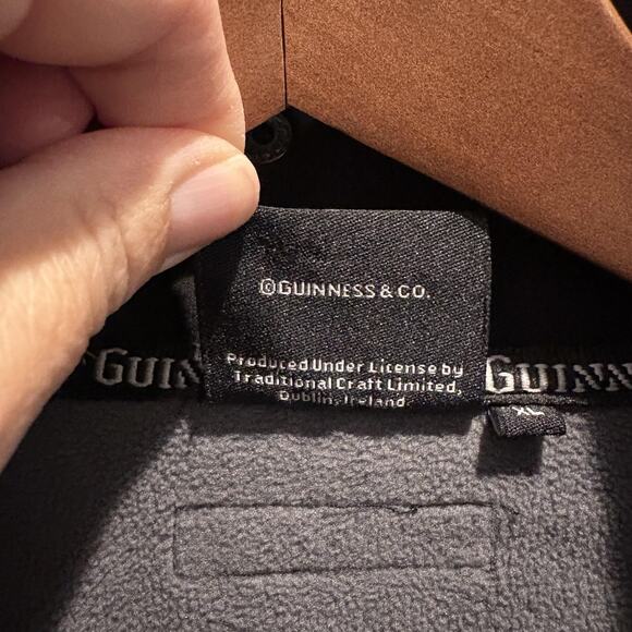 Guinness Black Softshell Jacket XL Zip Front Licensed Traditional Craft Ireland - Picture 10 of 12